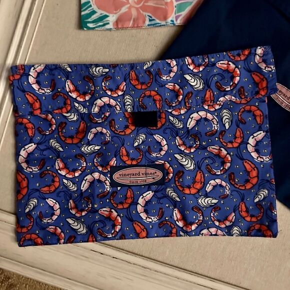 Vineyard Vines swimsuit material foldover pouches - set of 3 - Picture 3 of 10